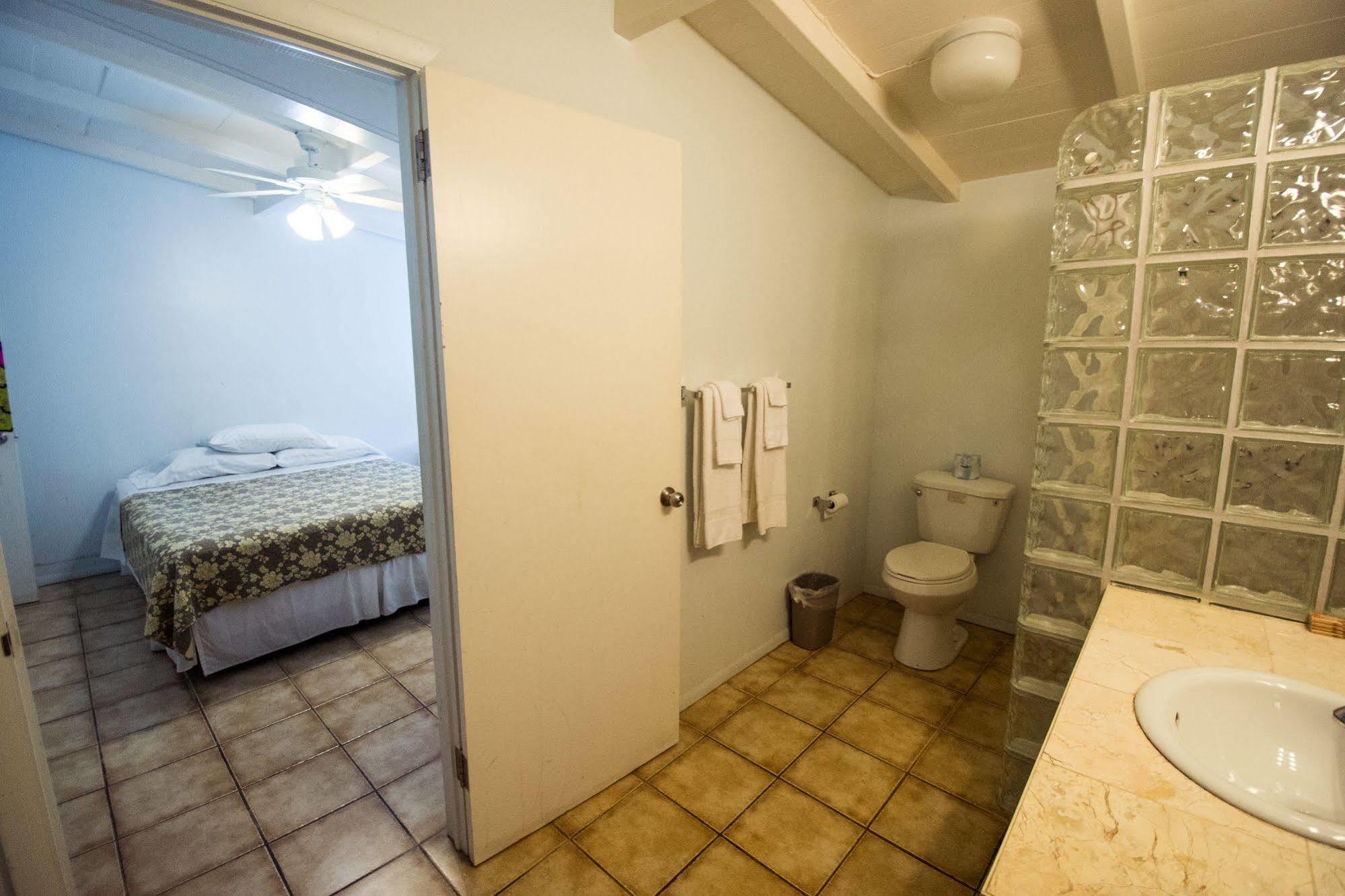 Galleon House Hotel Charlotte Amalie Exterior photo
